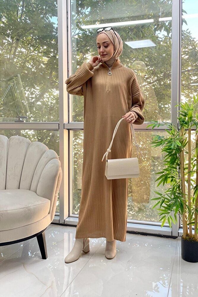 Fermuarlı Fitilli Triko Elbise