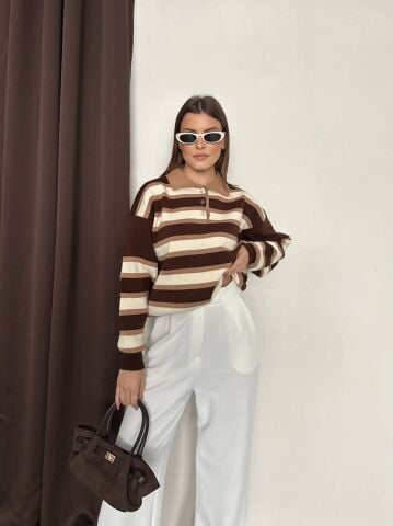Çizgi Detaylı Düğme Yaka Triko Kazak