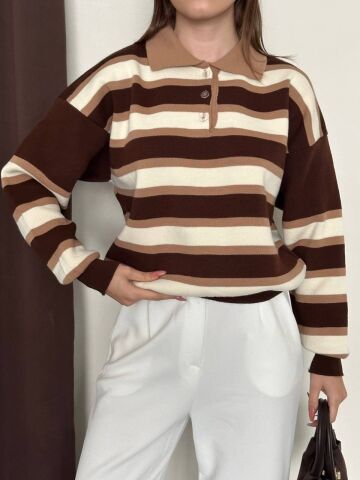 Çizgi Detaylı Düğme Yaka Triko Kazak