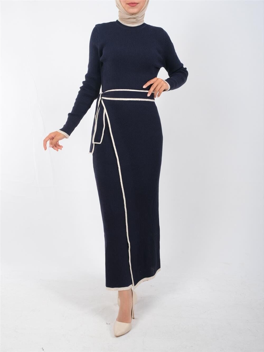 Yandan Bağlamalı Triko Elbise